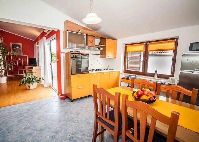 Apartment Schoenes Mit Klima, Wlan, Haustiere Erlaubt Baska (Krk)