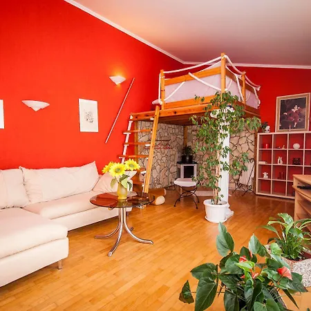 Schoenes Mit Klima, Wlan, Haustiere Erlaubt Apartman